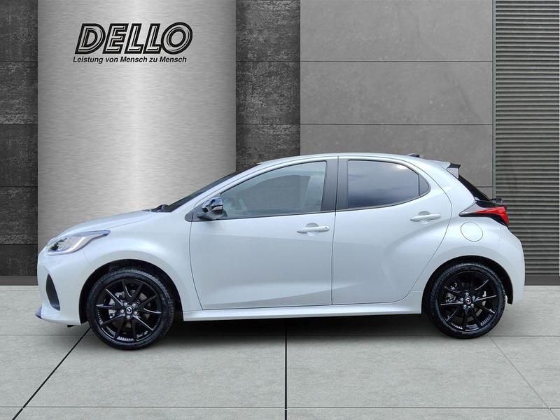 Neu Mazda 2 Homura-Line 116 PS (85 kW) 2025 Weiß Limousine