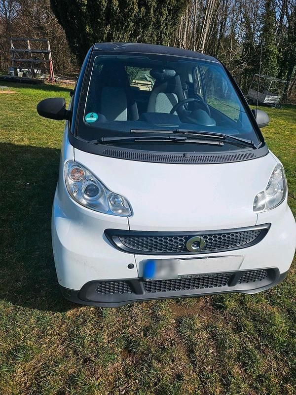 Gebraucht Smart ForTwo Coupé 61 PS (44 kW) 2014 Weiß Coupé