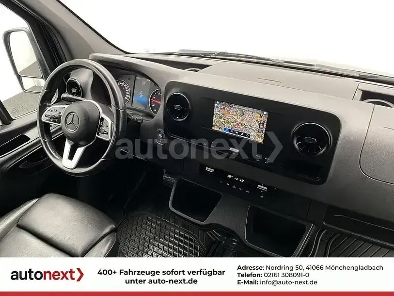 Second-hand Mercedes Sprinter 190 CP (139 kW) 2021 Negru Van
