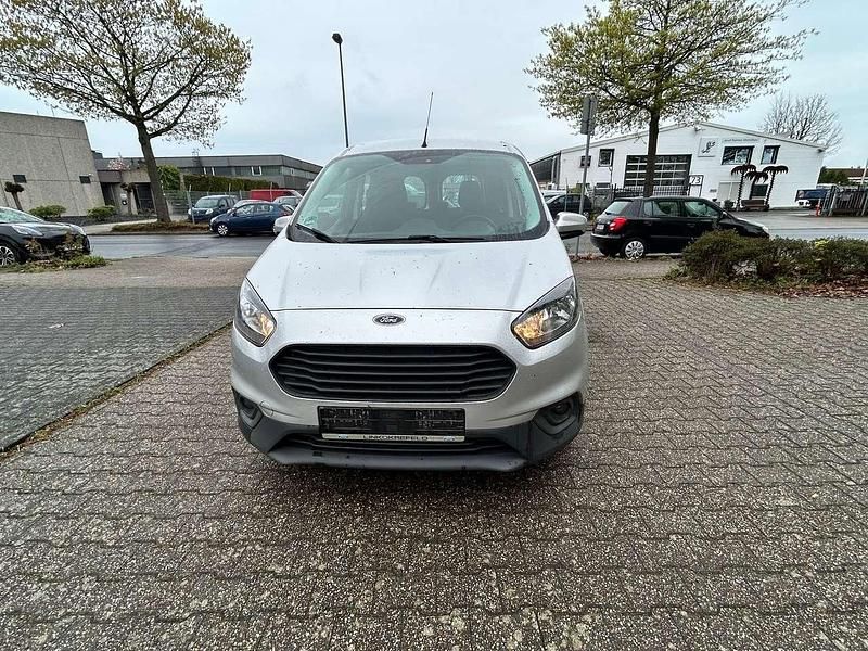 Silber Gebraucht 2019 Ford Tourneo Connect Van / Kleinbus | 7.500 € - Bild 1/4