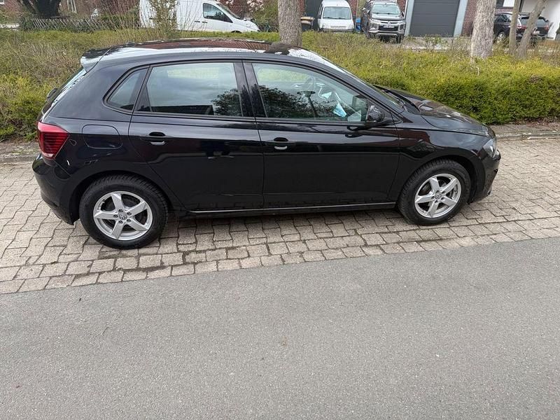 Gebraucht VW Polo Highline 95 PS (69 kW) 2020 Schwarz Kleinwagen