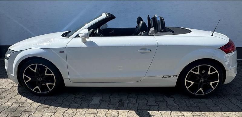 Używany Audi TT S-Line 160 KM (117 kW) 2011 Biały Coupe