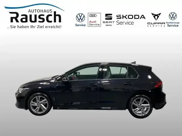 Gebraucht VW Golf VIII R-line 131 PS (96 kW) 2024 Schwarz Limousine