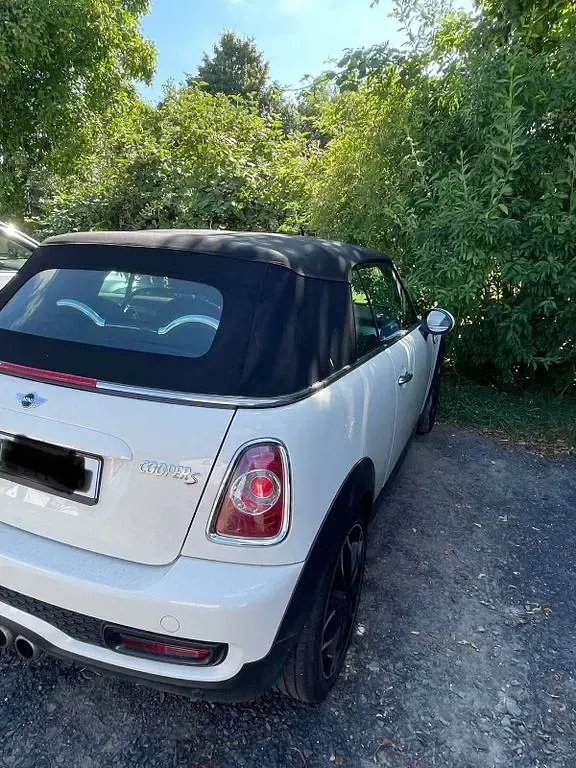 Gebraucht Mini Cooper S Cabriolet 184 PS (135 kW) 2011 Weiß Cabrio