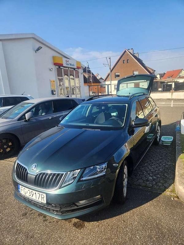 Gebraucht 2018 Skoda Octavia Ambition Kombi | 12.000 € (Fairer Preis) - Bild 1/4