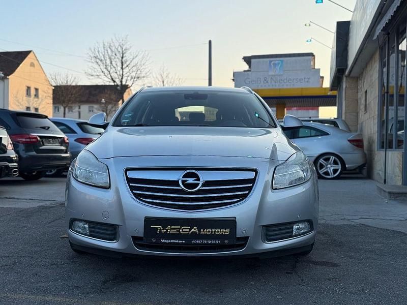 Gebraucht Opel Insignia 131 PS (96 kW) 2012 Silber Kombi