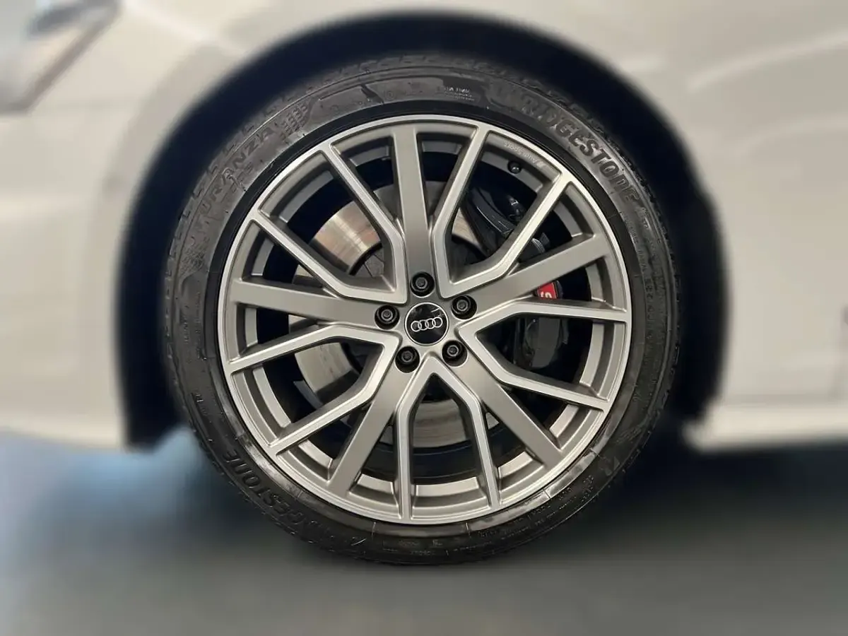 Gebraucht Audi S6 Sport 344 PS (253 kW) 2023 Gletscherweiß metallic Kombi