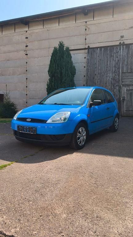 Blau Gebraucht 2003 Ford Fiesta Kleinwagen | 2.000 € (Fairer Preis) - Bild 1/4