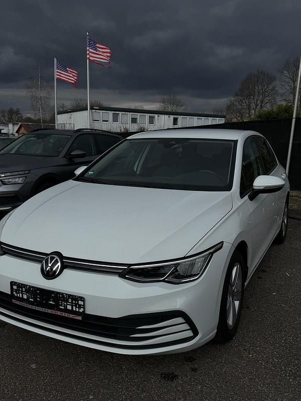 Gebraucht VW Golf VIII 131 PS (96 kW) 2022 Kleinwagen