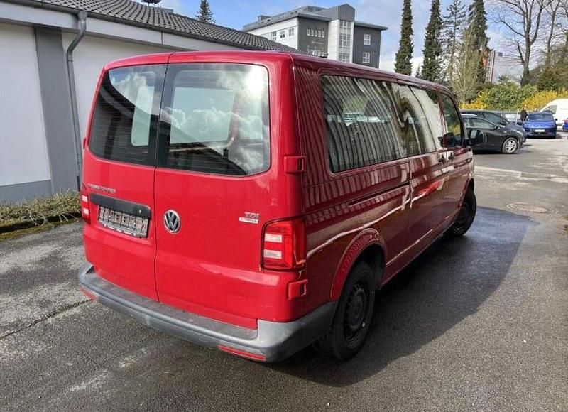 Gebraucht VW Transporter 102 PS (75 kW) 2016 Rot Van