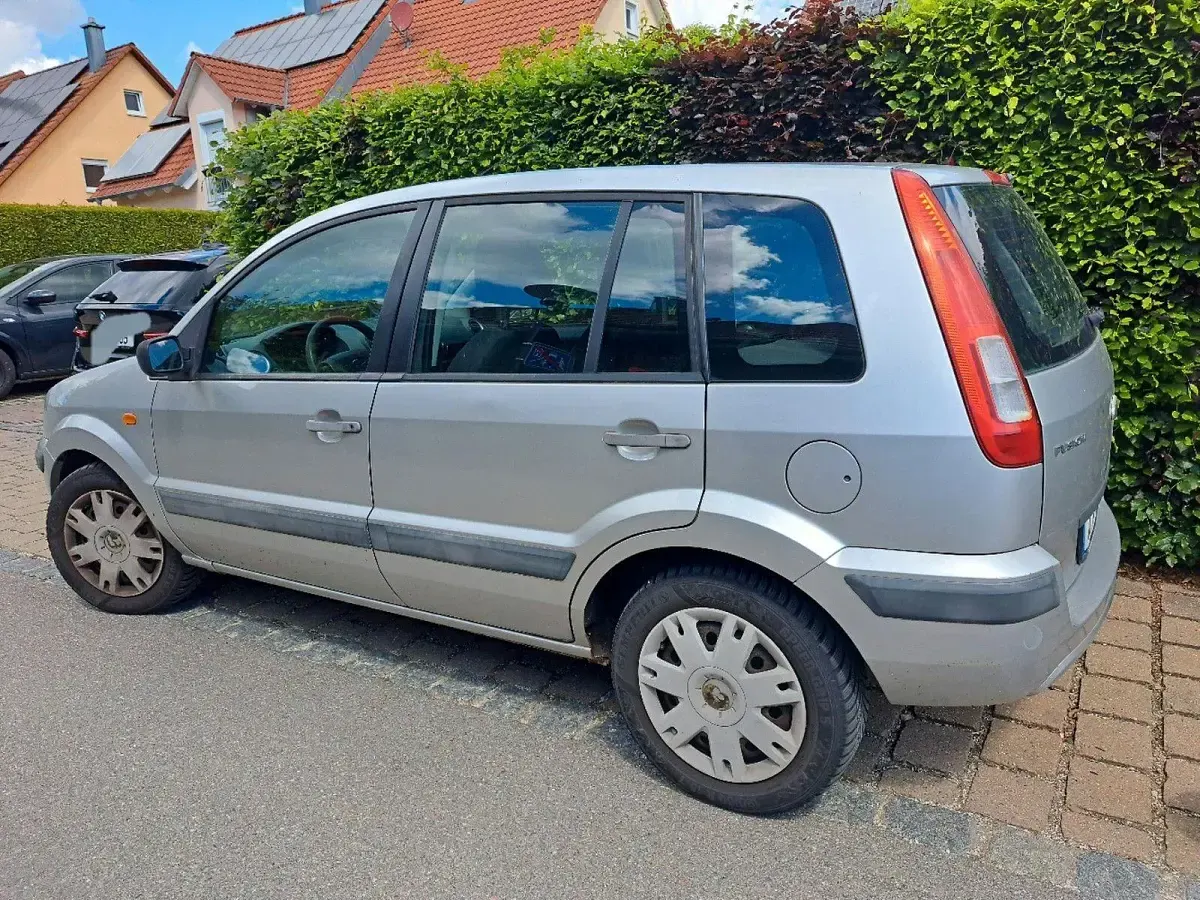 Gebraucht Ford Fusion 80 PS (58 kW) 2006 Silber Kleinwagen