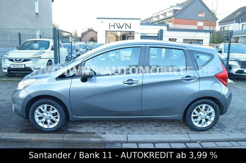 Grau Gebraucht 2014 Nissan Note Acenta Limousine | 5.490 € (Fairer Preis) - Bild 1/4