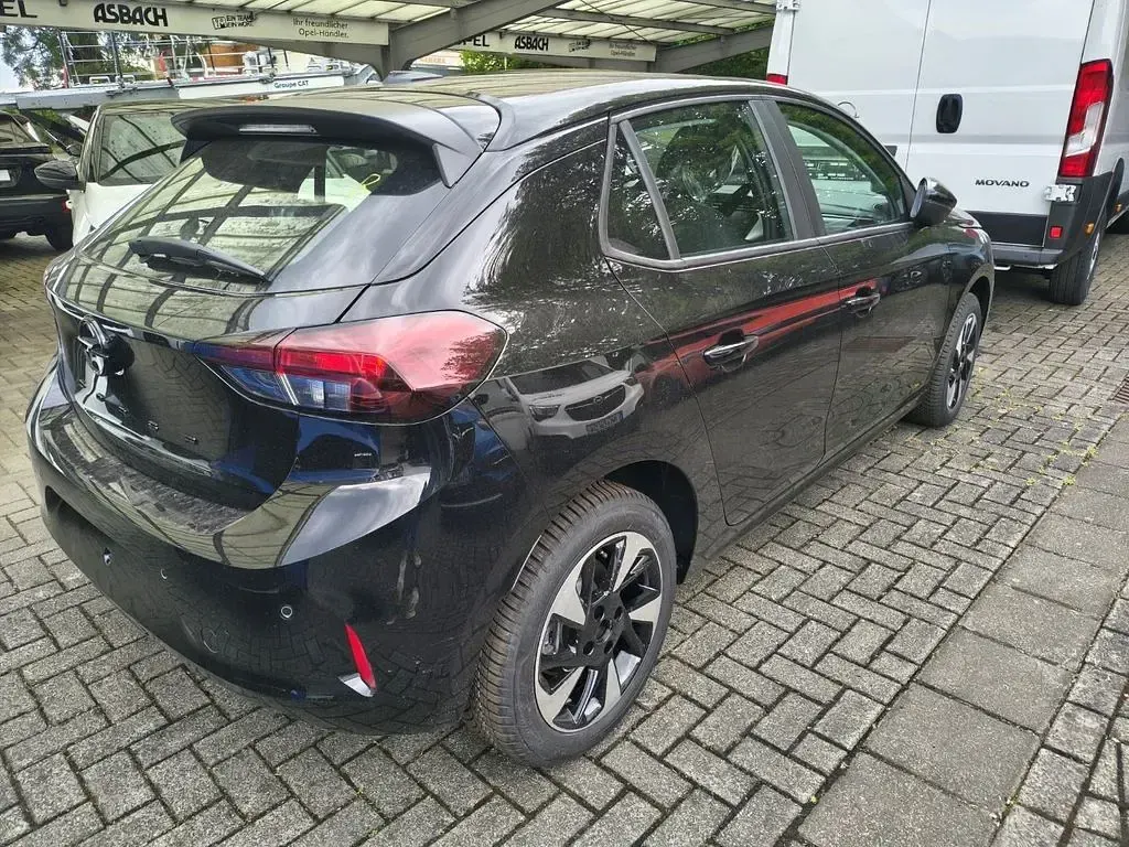 Neu Opel Corsa-e Ultimate 100 kW (136 PS) 2026 Schwarz Kleinwagen