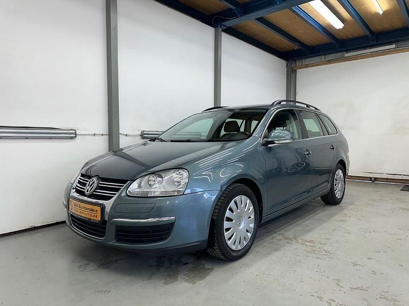Grün Gebraucht 2008 VW Golf V Comfortline Kombi | 3.700 € (Fairer Preis) - Bild 1/4