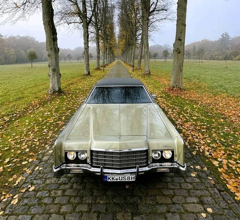 Grün Gebraucht 1972 Lincoln Continental Limousine | 16.500 € - Bild 1/4