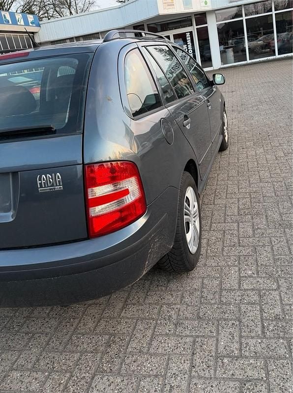 Gebraucht Skoda Fabia 75 PS (55 kW) 2005 Grau Kombi