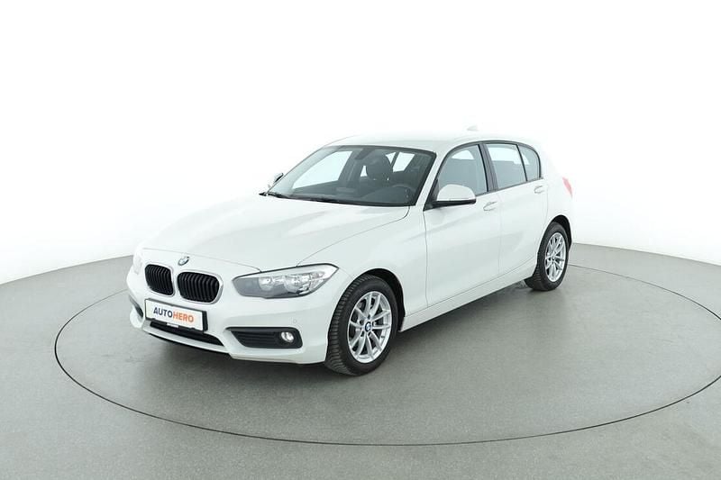 Weiß Gebraucht 2018 BMW 118 Advantage Kleinwagen | 12.740 € (Guter Preis) - Bild 1/3