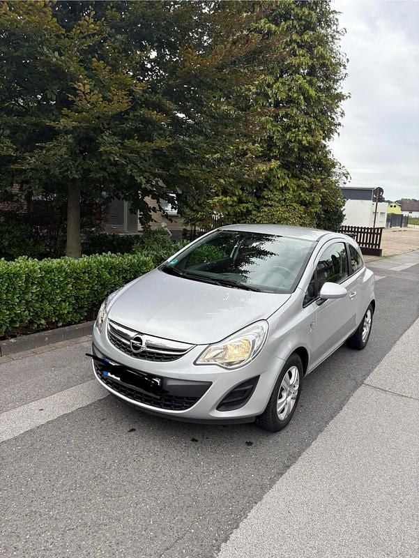 Silber Gebraucht 2013 Opel Corsa Kleinwagen | 1.999 € (Guter Preis) - Bild 1/4