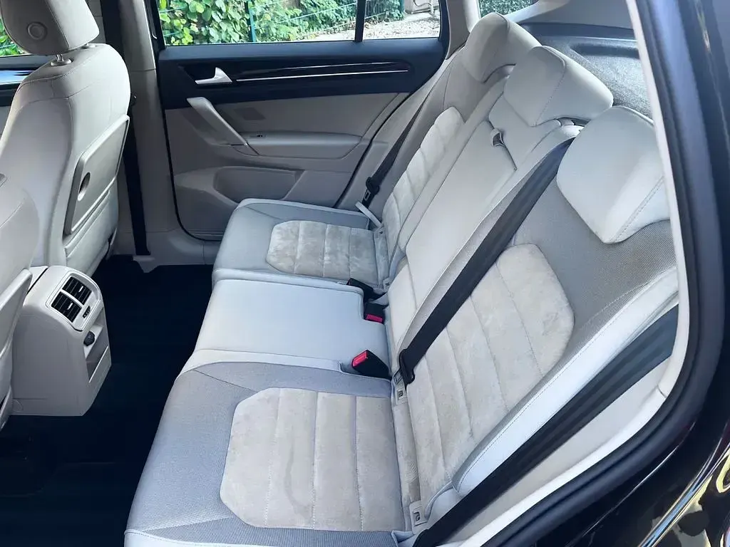 Gebraucht VW Golf Sportsvan Highline 125 PS (91 kW) 2015 Schwarz Van / Kleinbus