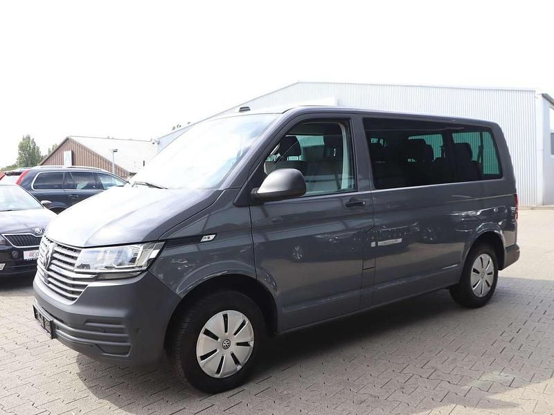 Gebraucht VW Transporter 110 PS (80 kW) 2021 Grau Van