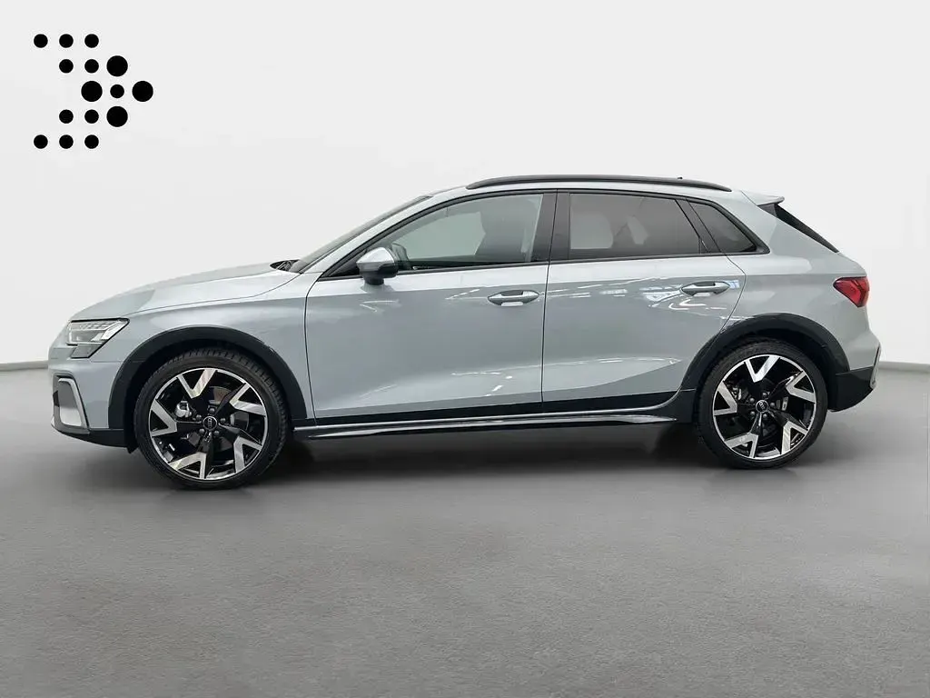 Gebraucht Audi A3 Ambiente 204 PS (150 kW) 2025 Pfeilgrau perleffekt Limousine