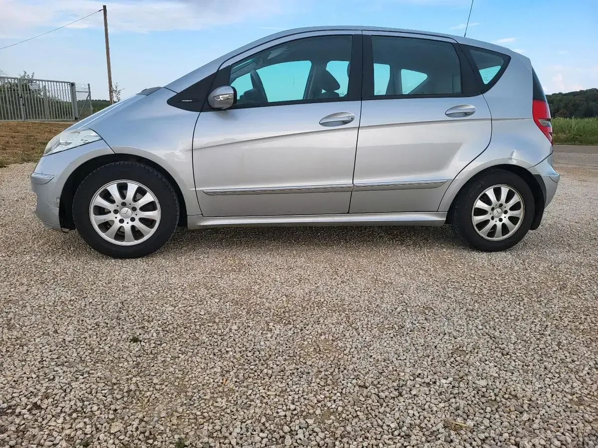 Gebraucht Mercedes A170 116 PS (85 kW) 2005 Silber Kleinwagen