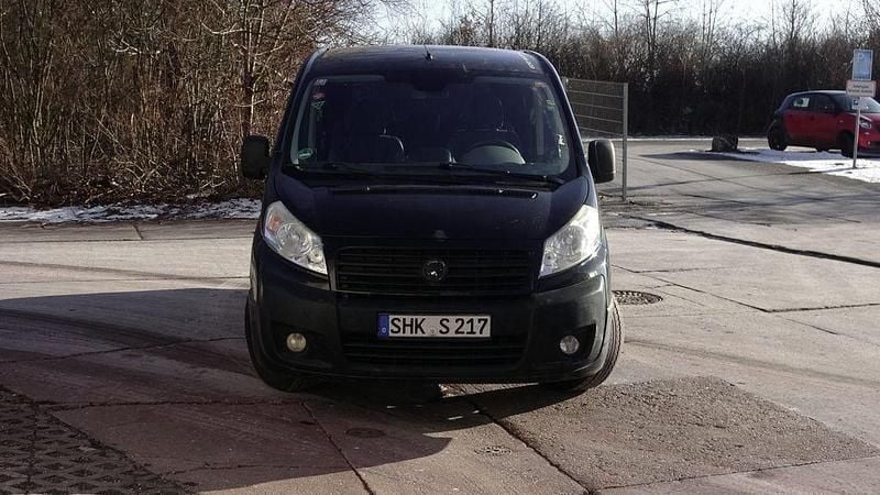Blau Gebraucht 2009 Fiat Scudo Van | 2.000 € (Superpreis) - Bild 1/4