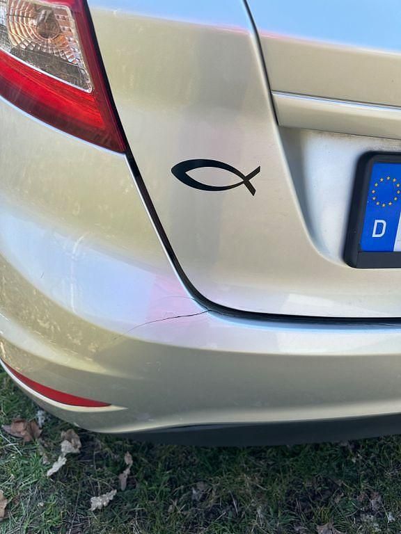 Gebraucht Ford Fiesta Titanium 95 PS (69 kW) 2012 Silber Kleinwagen