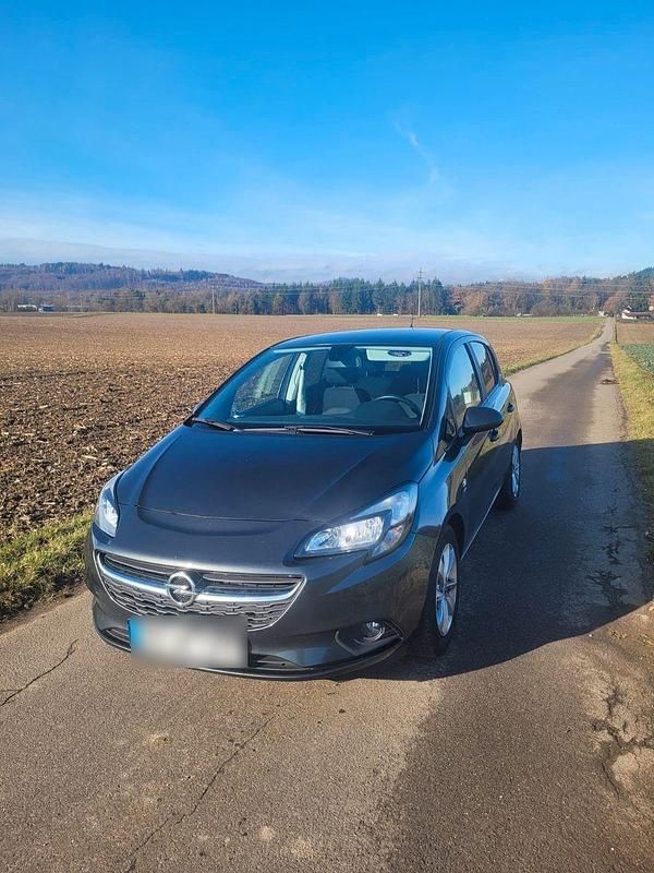 Grau Gebraucht 2017 Opel Corsa Active Kleinwagen | 5.750 € (Guter Preis) - Bild 1/4
