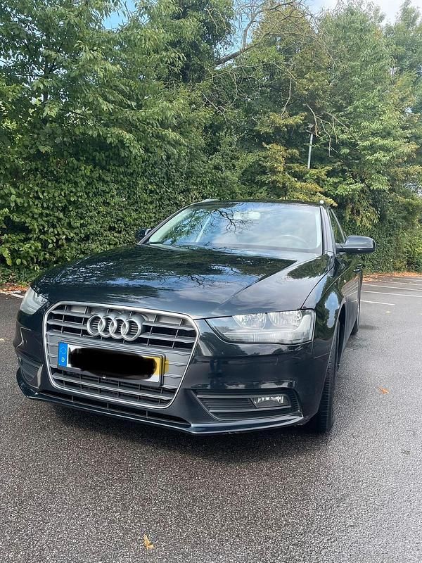 Gebraucht Audi A4 S-Line 143 PS (105 kW) 2012 Schwarz Kombi