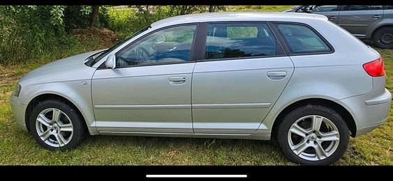 Grau Gebraucht 2007 Audi A3 Comfort Kombi | 5.300 € (Fairer Preis) - Bild 1/3
