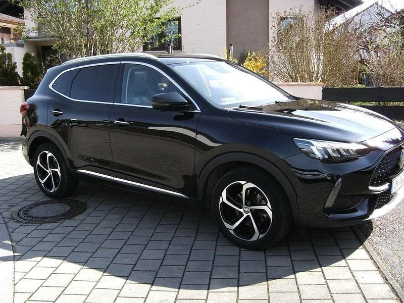 Gebraucht MG HS Luxury 162 PS (119 kW) 2024 Schwarz SUV