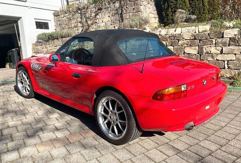 Rot Gebraucht 1996 BMW Z3 Cabrio | 12.900 € (Teuer) - Bild 1/4