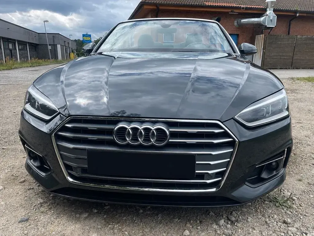 Gebraucht Audi A5 Cabriolet 190 PS (139 kW) 2019 Grau Cabrio