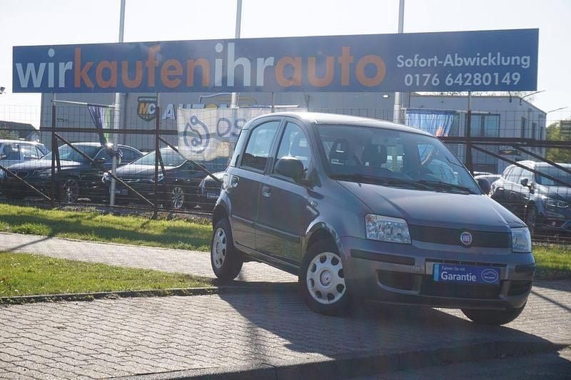 Gebraucht Fiat Panda 69 PS (50 kW) 2012 Grau Kleinwagen