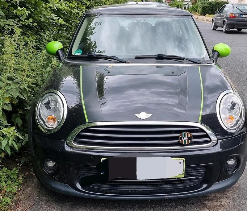 Schwarz Gebraucht 2013 Mini ONE Kleinwagen | 6.900 € (Teuer) - Bild 1/4