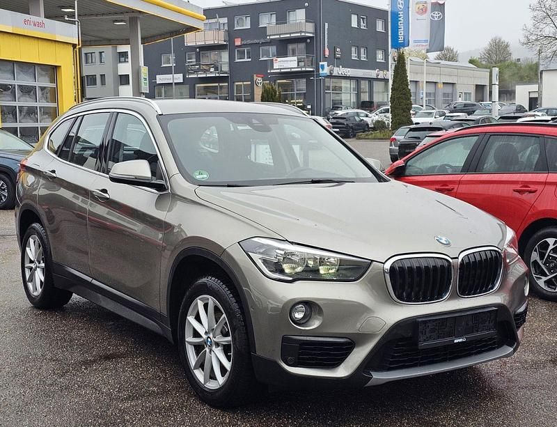 Gebraucht BMW X1 Advantage 136 PS (100 kW) 2016 Grau SUV