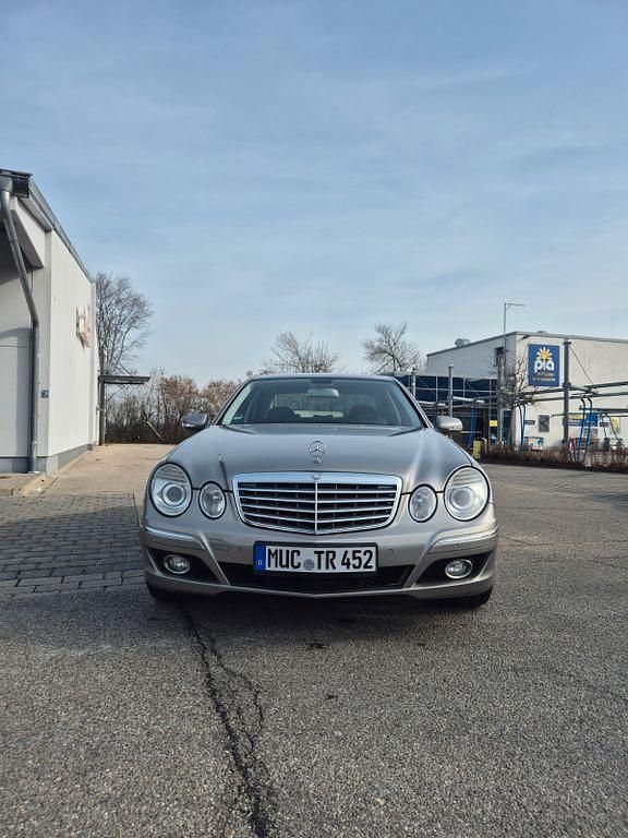 Gebraucht Mercedes E280 Elegance 231 PS (169 kW) 2008 Grau Limousine