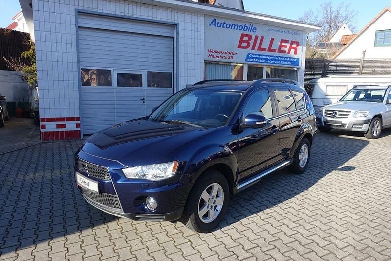 Gebraucht Mitsubishi Outlander Motion 177 PS (130 kW) 2012 Blau SUV