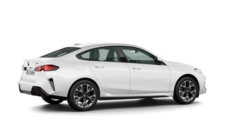 Neu BMW 220 Sport Line 170 PS (125 kW) 2025 Schwarz uni Coupé