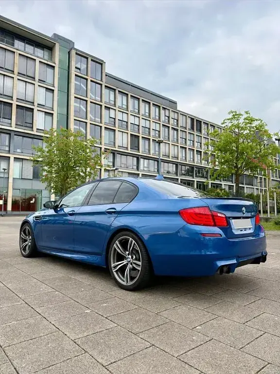 Gebraucht BMW M5 Performance 560 PS (411 kW) 2012 Blau Limousine