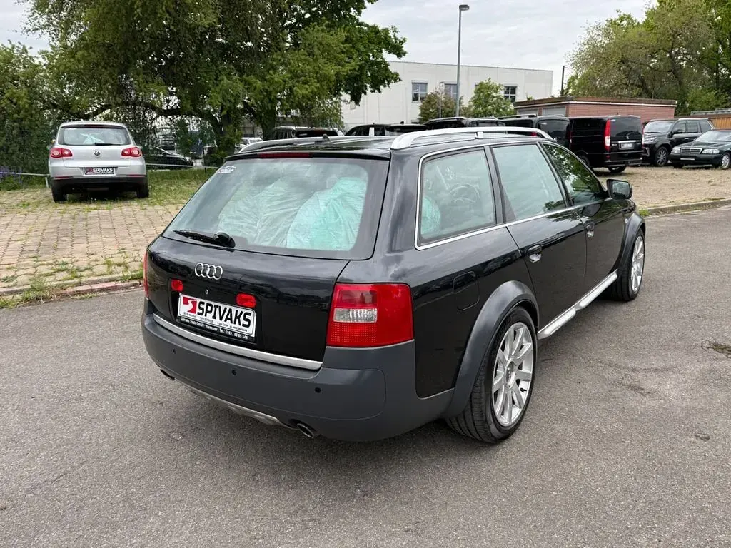 Używany Audi A6 Allroad 250 KM (183 kW) 2002 Czarny Kombi