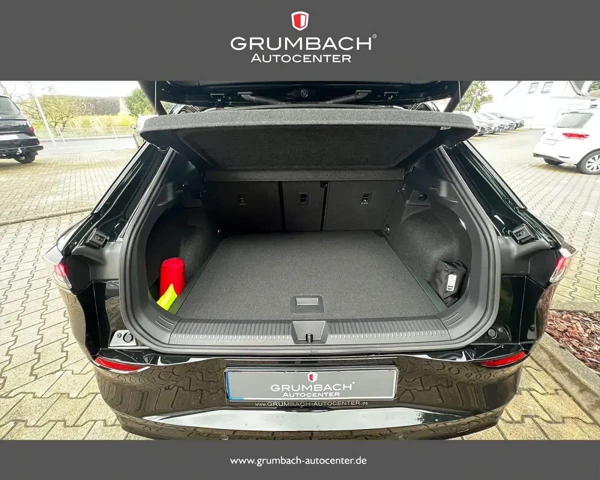 Neu VW T-Roc R-line 150 PS (110 kW) 2026 Schwarz SUV
