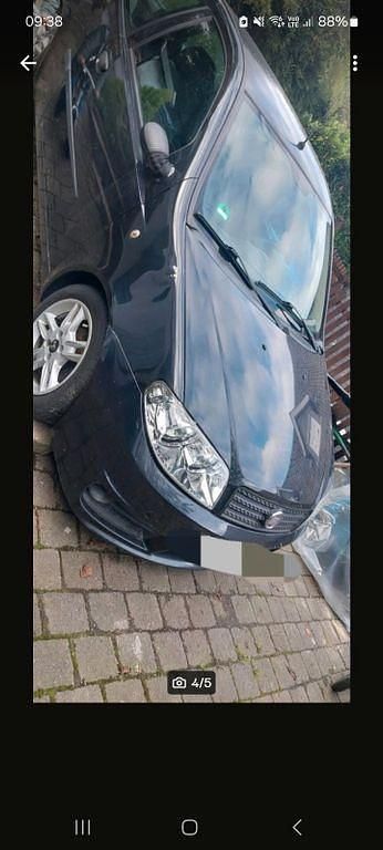 Schwarz Gebraucht 2003 Fiat Punto Kleinwagen | 550 € (Fairer Preis) - Bild 1/3