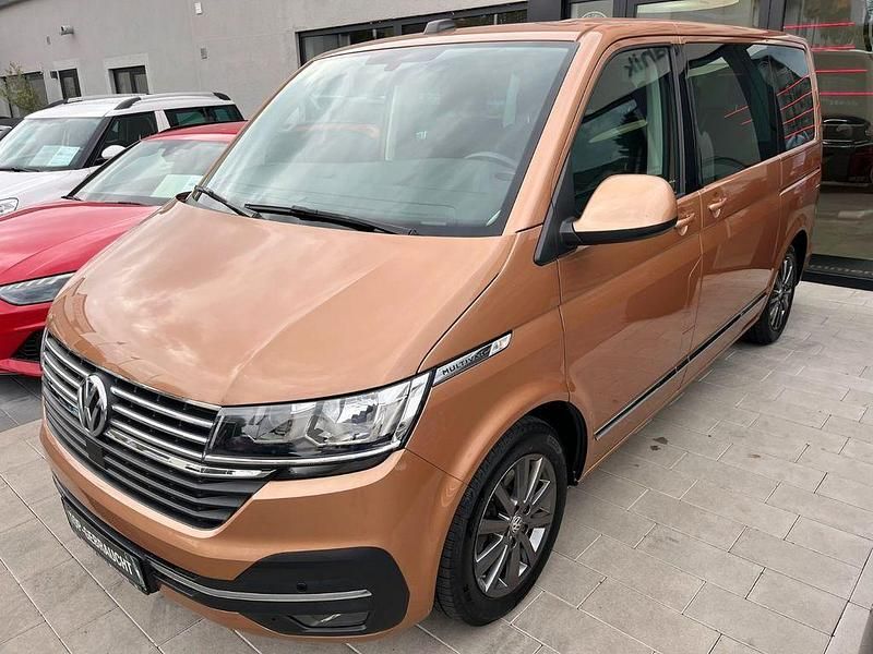 Gebraucht VW Multivan Comfortline 199 PS (146 kW) 2020 Braun Van