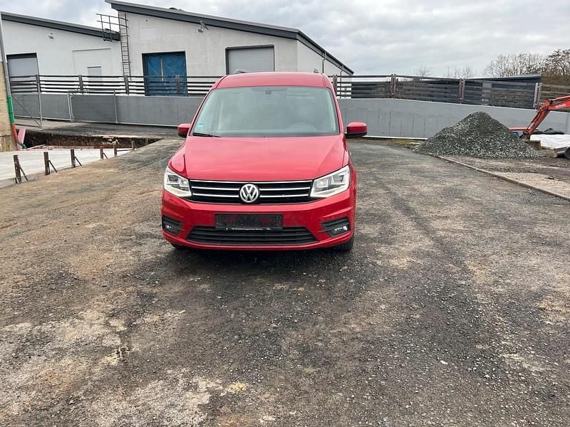 Gebraucht VW Caddy Maxi 150 PS (110 kW) 2018 Rot Van / Kleinbus