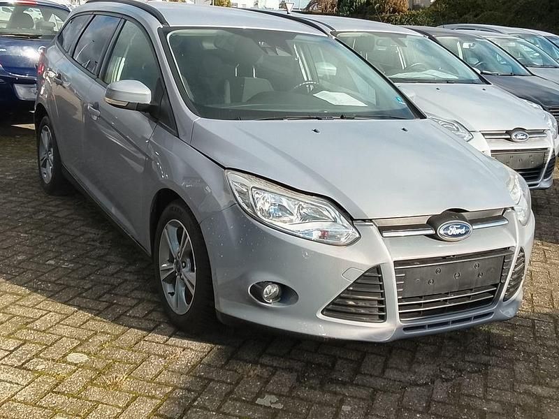 Gebraucht Ford Focus SYNC Edition 116 PS (85 kW) 2013 Grau Limousine