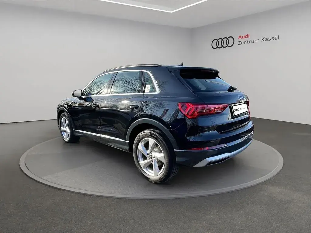 Gebraucht Audi Q3 Advanced Plus 150 PS (110 kW) 2022 Mythosschwarz metallic SUV