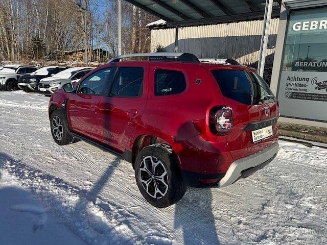 Gebraucht Dacia Duster Celebration 150 PS (110 kW) 2020 Rot SUV