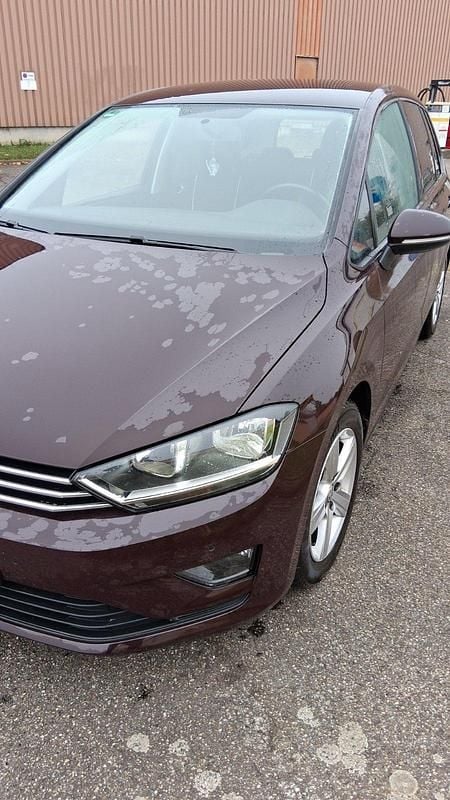 Rot Gebraucht 2017 VW Golf VII Kombi | 11.500 € (Superpreis) - Bild 1/4